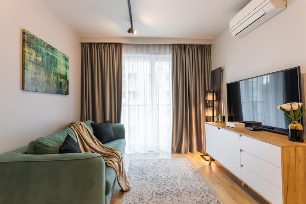 Golden - Sienna 36 *